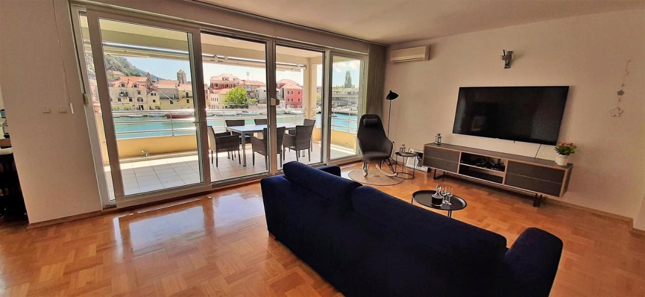 Mitra Zonata Pink Apartman Omiš Kültér fotó